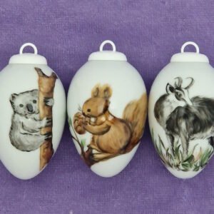 Kleine Porzellaneier zum Hängen - Tiere